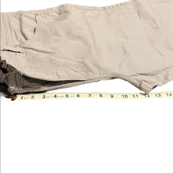 Gloria Vanderbilt Gray cropped jeans size 12 - Picture 8 of 10